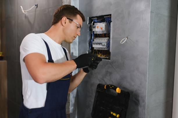 Best Circuit Breaker Repair  in Frostproof, FL